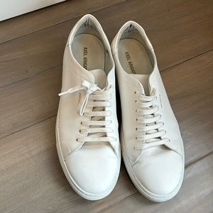 axel arigato white shoes (for men)
